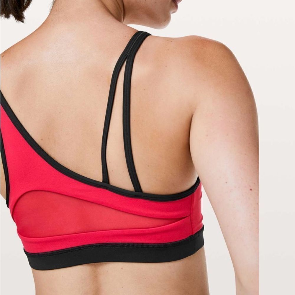 Lululemon Forget The Rest Bra
Flamenco Red / Black Size 4 - Picture 2 of 13